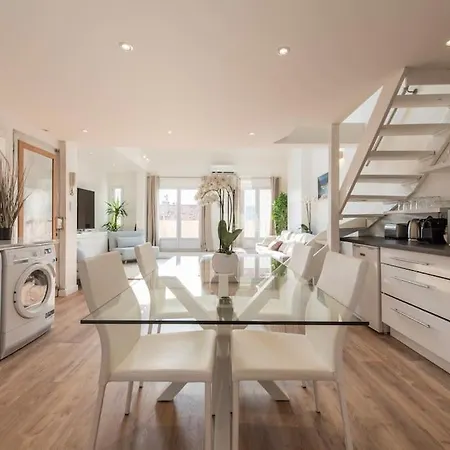 Duplex Plein Centre, Zone Pietonne, 2 아파트 *