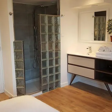 Duplex Plein Centre, Zone Pietonne, 2 *