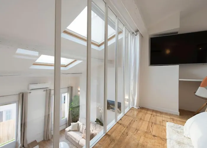 Apartment Duplex Plein Centre, Zone Pietonne, 2