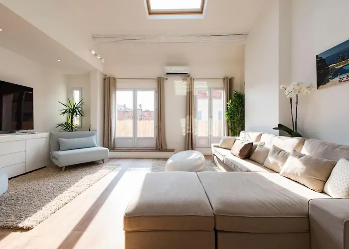 Duplex Plein Centre, Zone Pietonne, 2 * Cannes