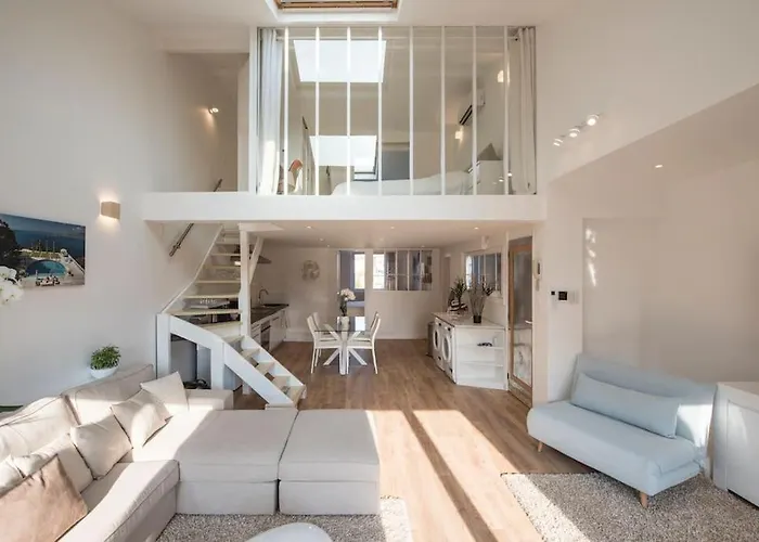 Apartment Duplex Plein Centre, Zone Pietonne, 2 *