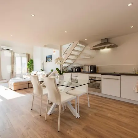 Apartament Duplex Plein Centre, Zone Pietonne, 2 Cannes